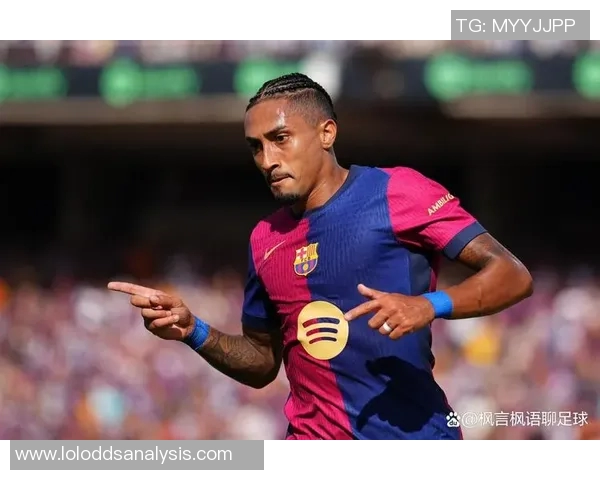 世界杯激战本菲卡与巴萨平局补时进球引发争议判罚全场沸腾